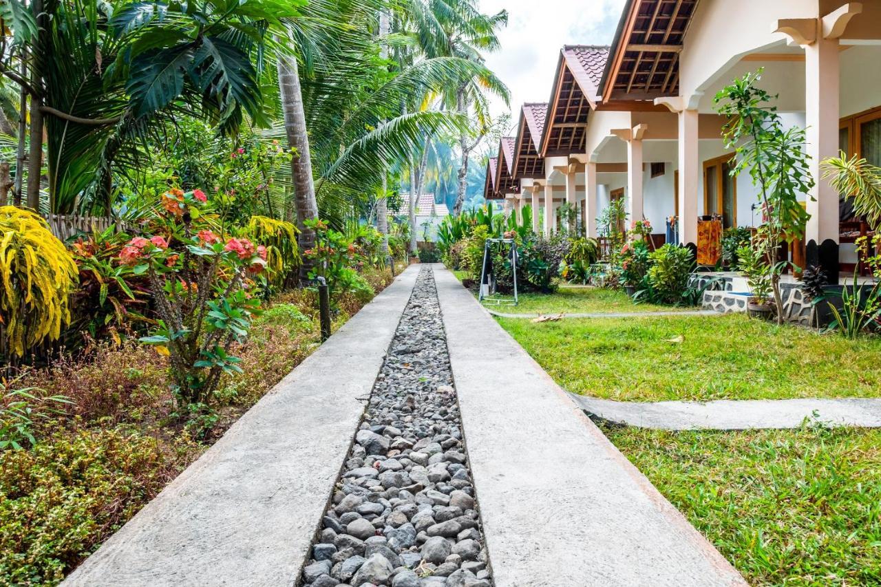 Oyo 1259 Kuta Garden Homestay Exterior photo