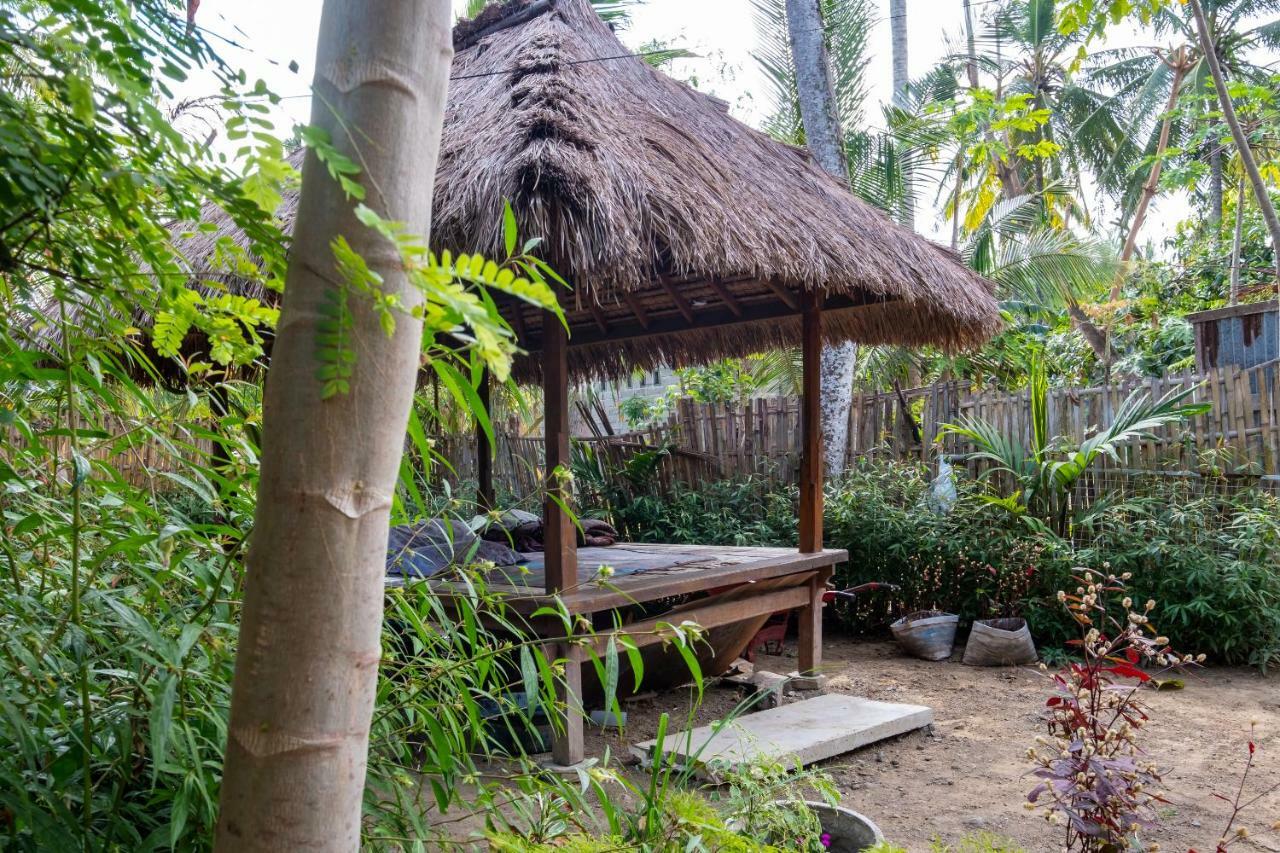 Oyo 1259 Kuta Garden Homestay Exterior photo